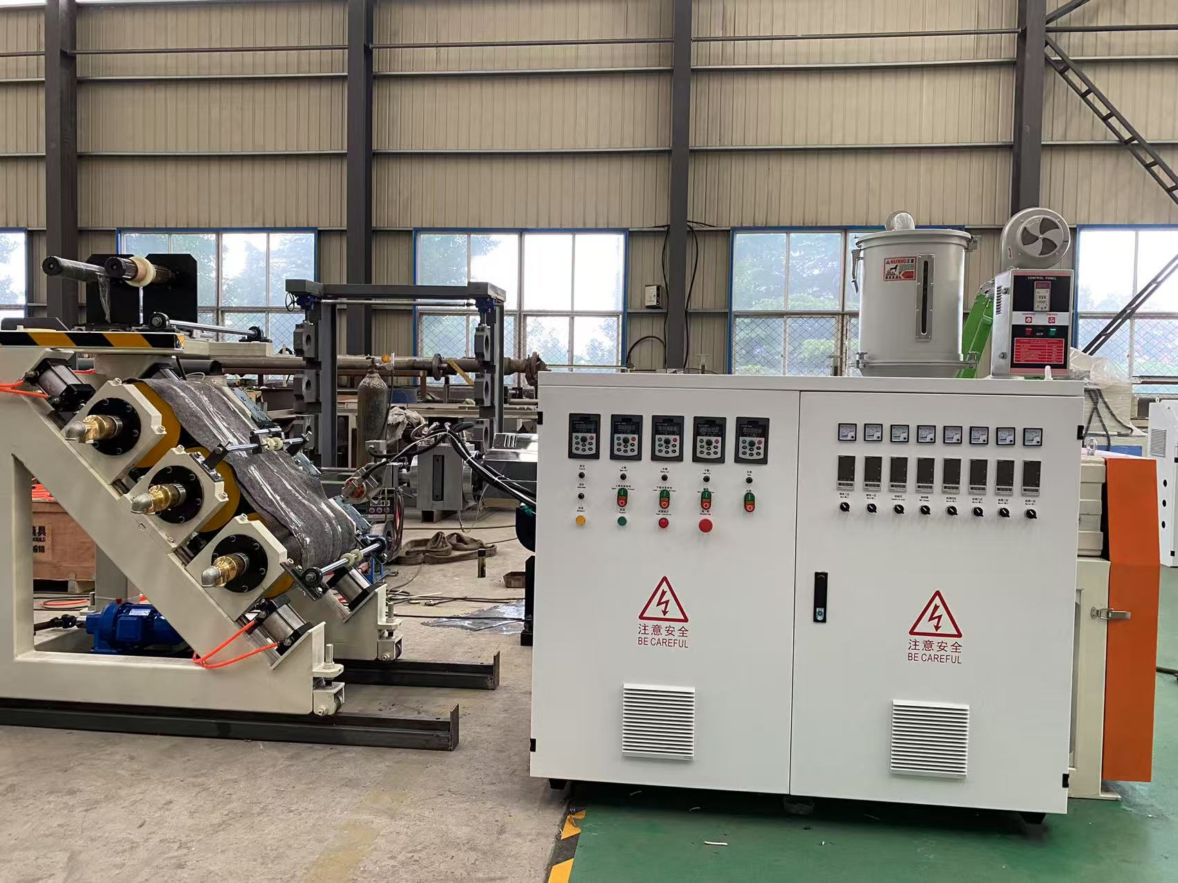 Qingdao Eaststar သင်္ဘောများသည် TPE Waterstop ထုတ်လုပ်မှုလိုင်းကိုအိန္ဒိယသို့အဆင့်မြှင့်တင်ခဲ့သည်