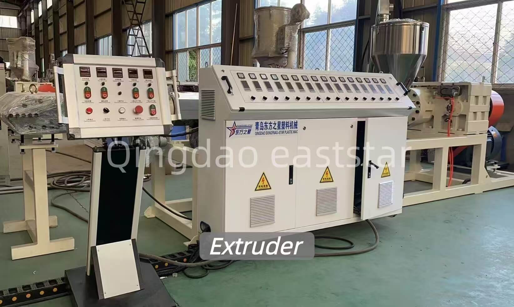 PE ရေနုတ်မြောင်းများထုတ်လုပ်မှုလိုင်း