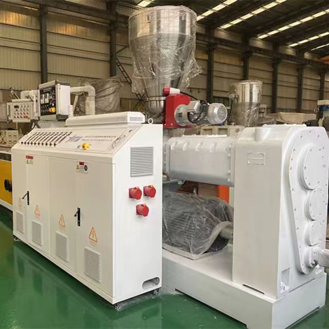 PVC / PE WPC WPC ကြမ်းခင်းပစ္စည်းကိရိယာများ